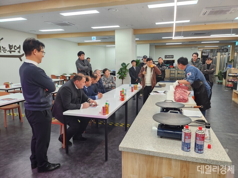 한국 농업기술, 우즈베키스탄 농축산업 혁신 견인 - 뉴스 썸네일 이미지